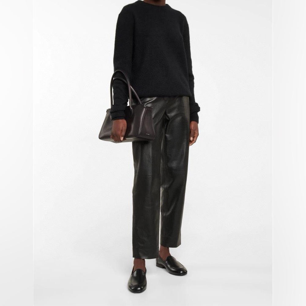 THE ROW

Leather loafers